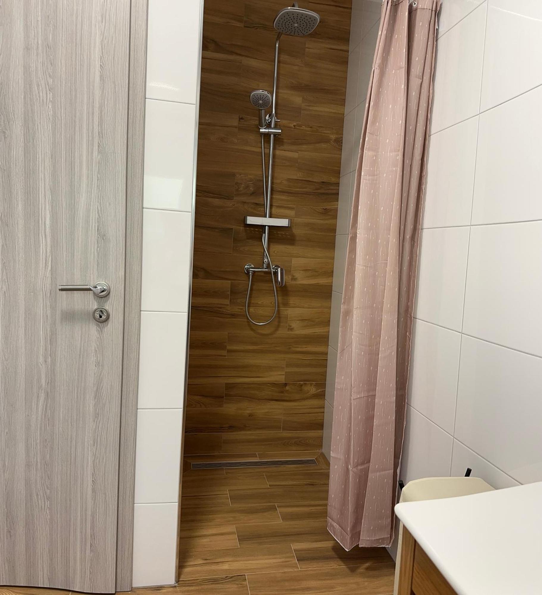 Holiday Apartments Ivano & Leo - Private Parking Zadar Exterior foto