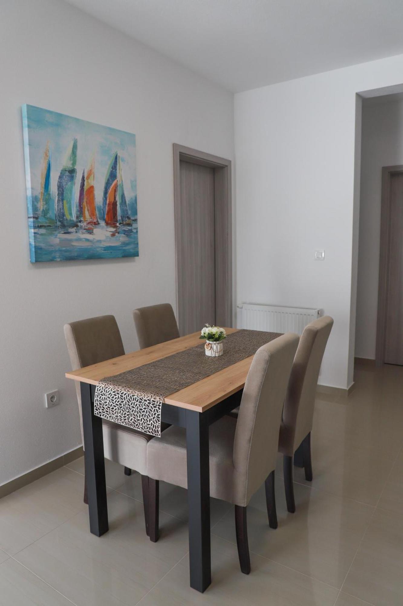 Holiday Apartments Ivano & Leo - Private Parking Zadar Exterior foto