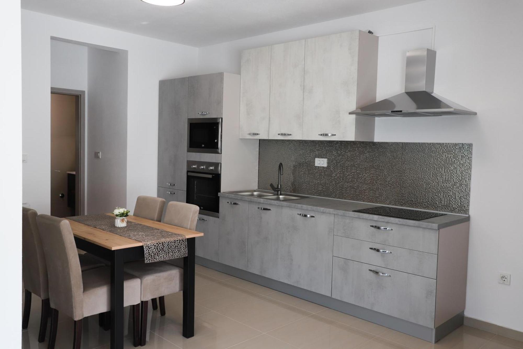 Holiday Apartments Ivano & Leo - Private Parking Zadar Exterior foto