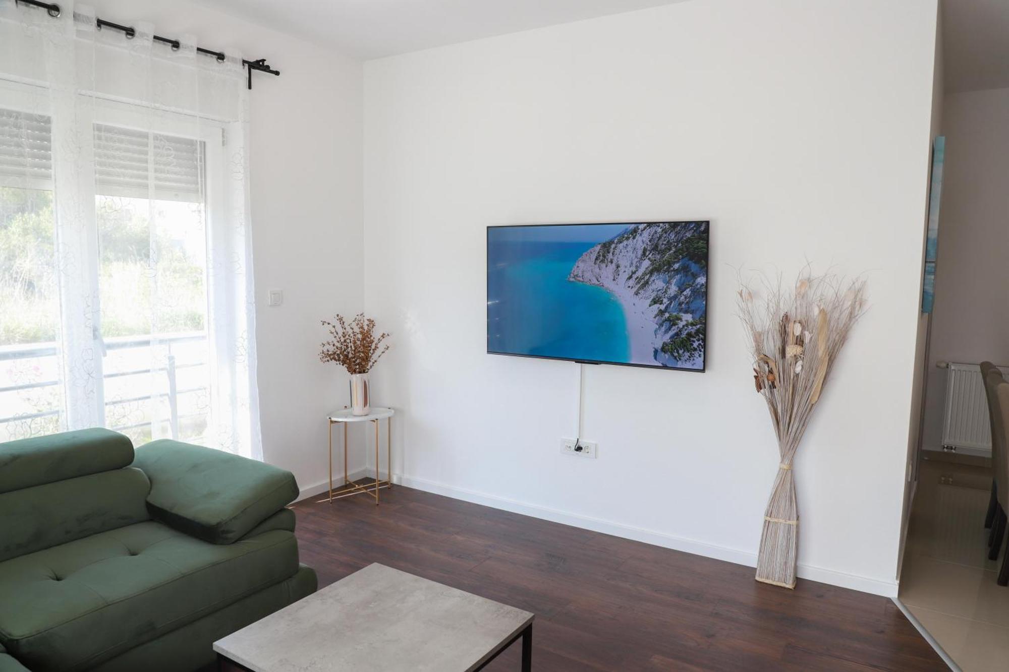 Holiday Apartments Ivano & Leo - Private Parking Zadar Exterior foto